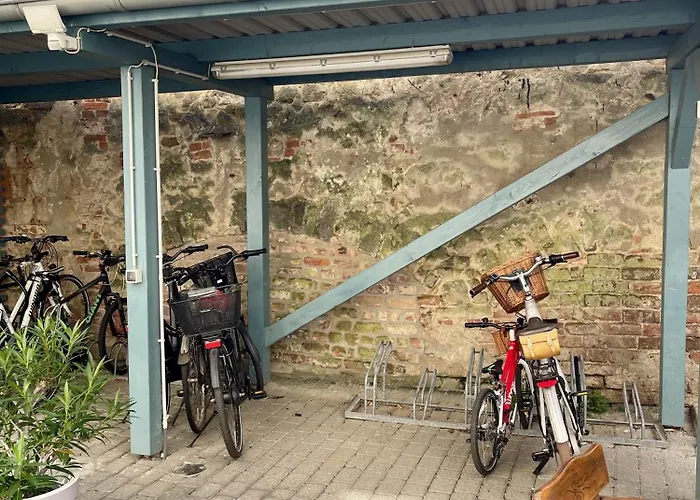 Design Altstadtperle Mit 2,5 Schlafzimmer- Waschmaschine - Parkplatz