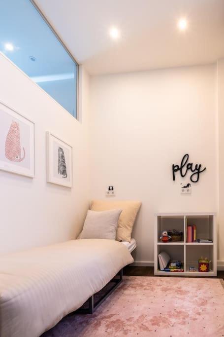 Apartment Design Altstadtperle Mit 2,5 Schlafzimmer- Waschmaschine - Parkplatz *