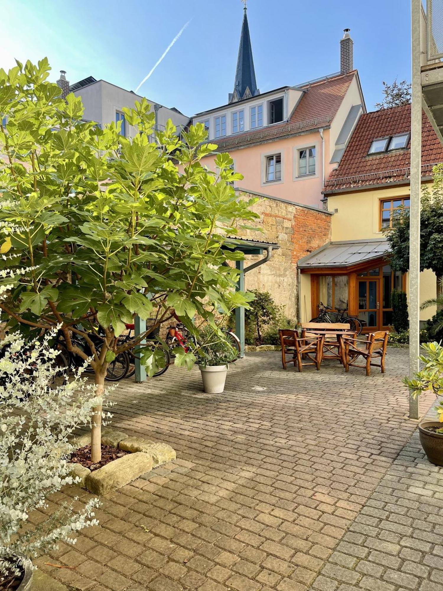 Apartment Design Altstadtperle Mit 2,5 Schlafzimmer- Waschmaschine - Parkplatz *